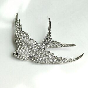 NEW Crystal Swallow Bird in silver tone brooch pin